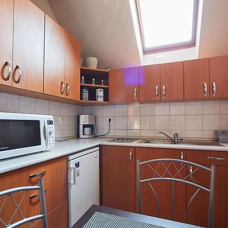 Appartement Lujza Apartman Goedoello Extérieur photo