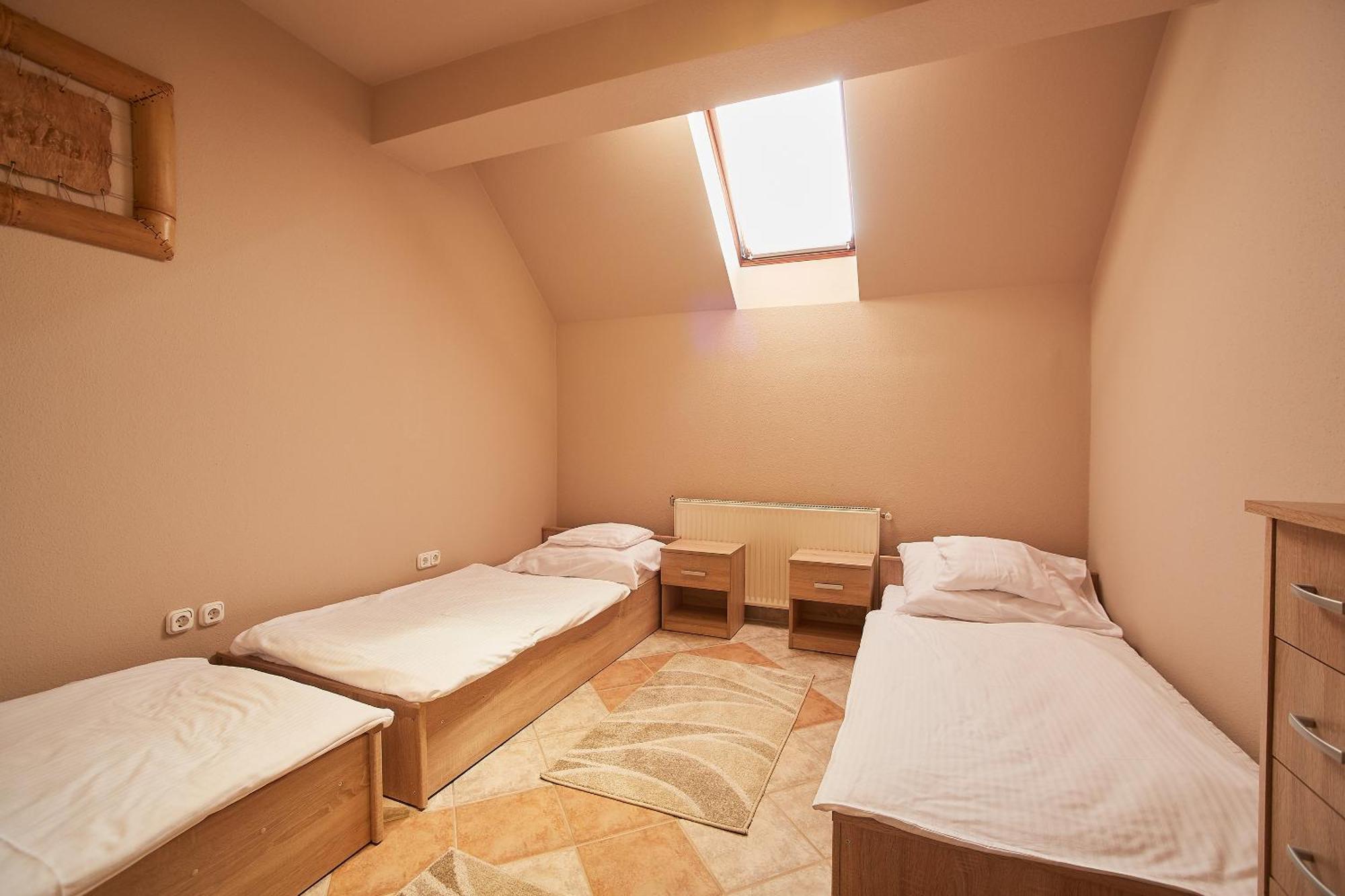 Appartement Lujza Apartman Goedoello Extérieur photo